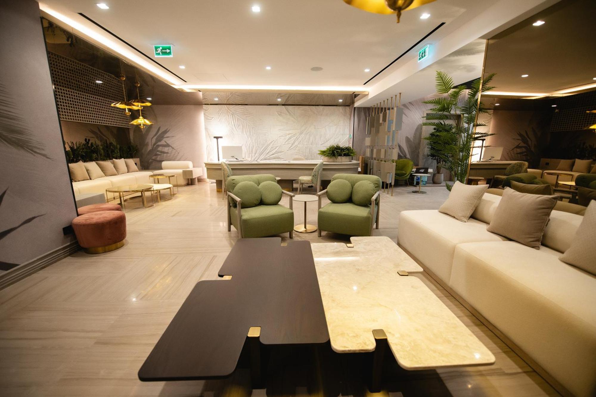 Belinda Hotel Mamaia Adults Only Exterior photo