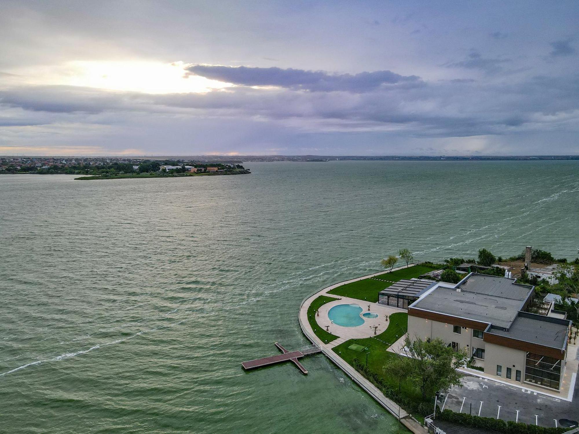 Belinda Hotel Mamaia Adults Only Exterior photo